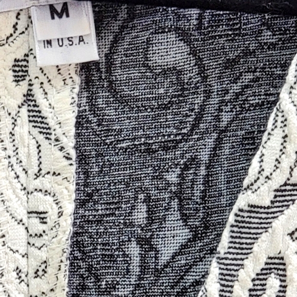 Andria Leiu Sheath and Bolero - Picture 11 of 16